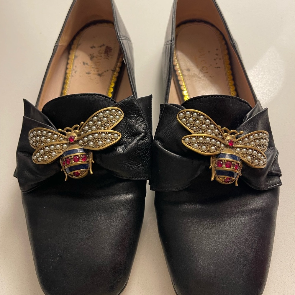 Gucci Black Leather Flats with Crystal Bee Accent